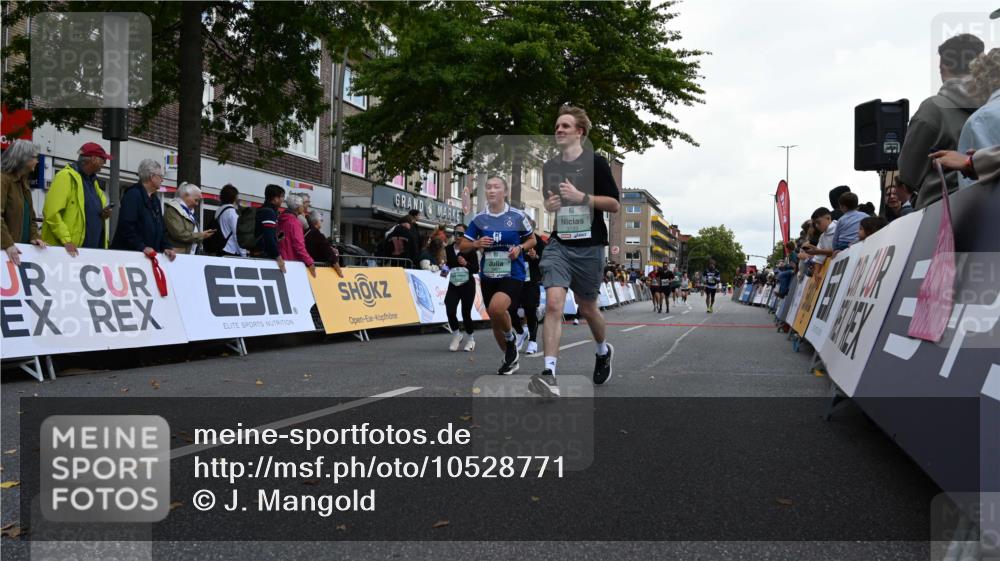 20.09.2026 - PSD Bank Halbmarathon J. Mangold http://msf.ph/oto/10528771 20.09.2026 12:12:03 Ziel 1419, 1420, 1967, 3019, 3098, 3133, 3224, 4050, 4510, 4798 meine-sportfotos.de