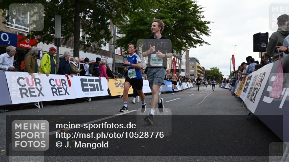 20.09.2026 - PSD Bank Halbmarathon J. Mangold http://msf.ph/oto/10528776 20.09.2026 12:12:03 Ziel 1419, 1420, 1967, 3019, 3098, 3133, 3224, 4050, 4510, 4798 meine-sportfotos.de
