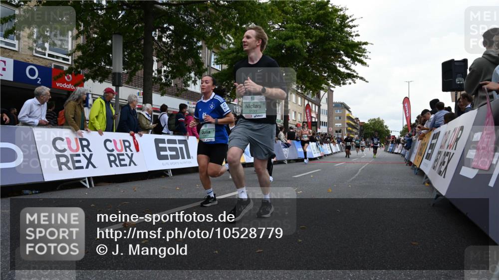 20.09.2026 - PSD Bank Halbmarathon J. Mangold http://msf.ph/oto/10528779 20.09.2026 12:12:03 Ziel 1419, 1420, 1967, 3019, 3098, 3133, 3224, 4050, 4510, 4798 meine-sportfotos.de