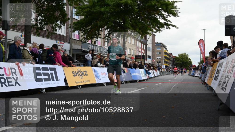 20.09.2026 - PSD Bank Halbmarathon J. Mangold http://msf.ph/oto/10528837 20.09.2026 12:12:21 Ziel 2129, 3711 meine-sportfotos.de
