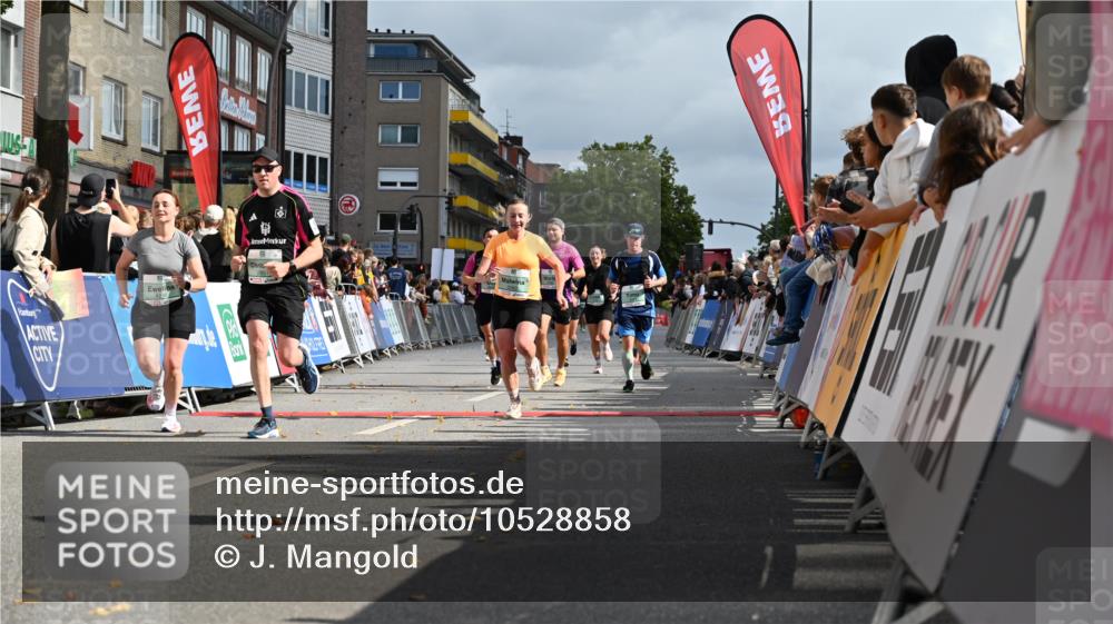 20.09.2026 - PSD Bank Halbmarathon J. Mangold http://msf.ph/oto/10528858 20.09.2026 12:12:30 Ziel 1170, 1171, 2129, 2260, 2428, 2764, 2804, 2851, 3443, 4246, 4384 meine-sportfotos.de