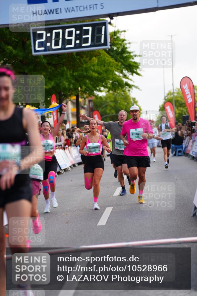20.09.2026 - PSD Bank Halbmarathon LAZAROV Photography http://msf.ph/oto/10528966 20.09.2026 12:09:30 Ziel 1176, 3658, 3813, 4064, 4233, 4234, 4559, 4563 meine-sportfotos.de