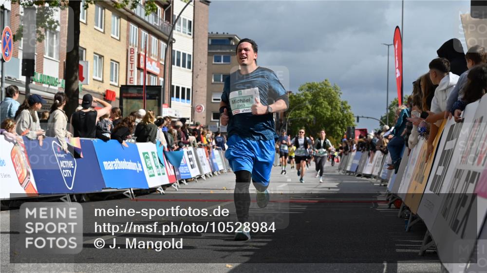 20.09.2026 - PSD Bank Halbmarathon J. Mangold http://msf.ph/oto/10528984 20.09.2026 12:12:44 Ziel 1045, 1702, 1963, 3587, 4384 meine-sportfotos.de
