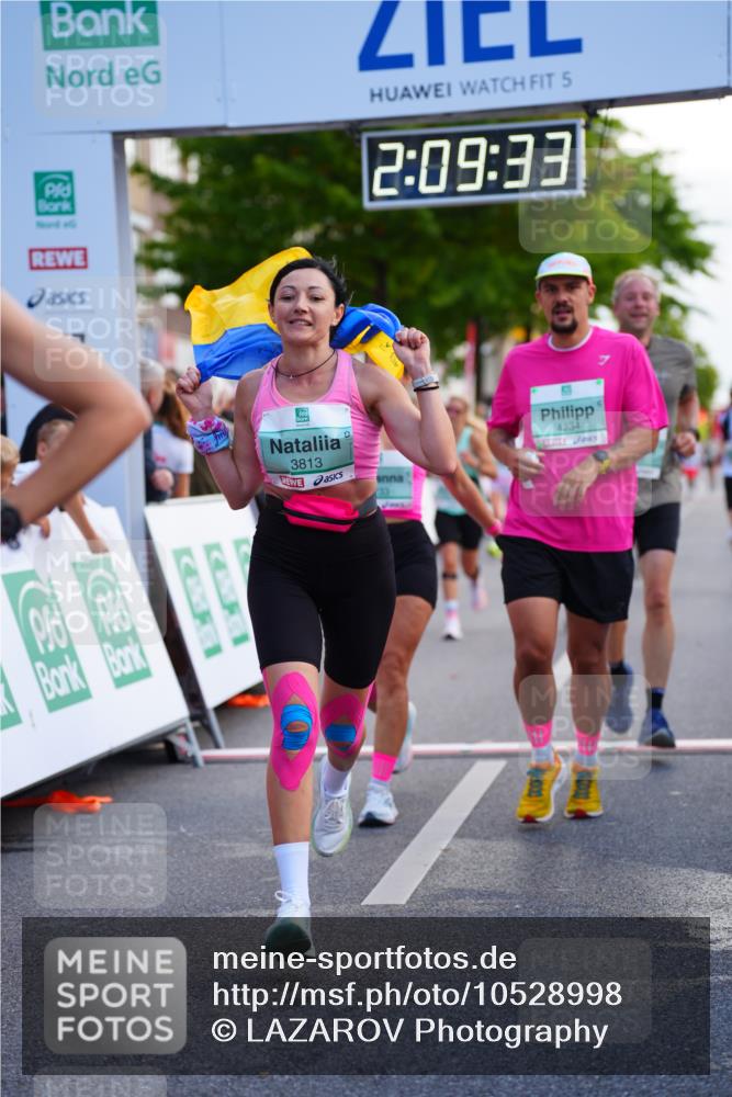 20.09.2026 - PSD Bank Halbmarathon LAZAROV Photography http://msf.ph/oto/10528998 20.09.2026 12:09:33 Ziel 1031, 1176, 2526, 3137, 3339, 3658, 3813, 4064, 4233, 4234, 4563 meine-sportfotos.de