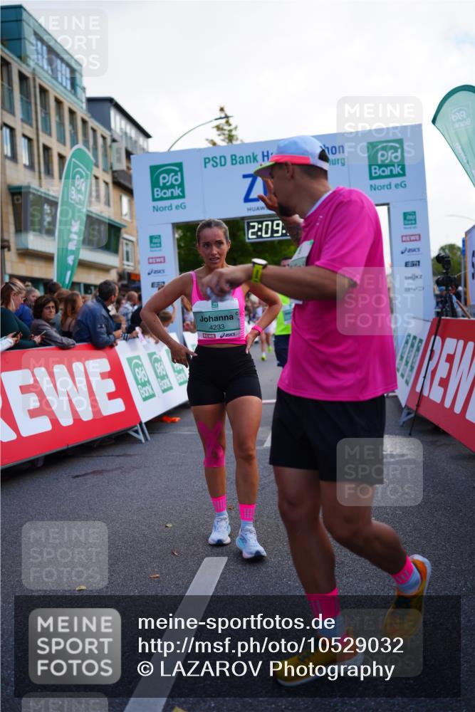 20.09.2026 - PSD Bank Halbmarathon LAZAROV Photography http://msf.ph/oto/10529032 20.09.2026 12:09:35 Ziel 1031, 1167, 1176, 2526, 3137, 3339, 3658, 3813, 3816, 4030, 4064, 4233, 4234, 4563 meine-sportfotos.de