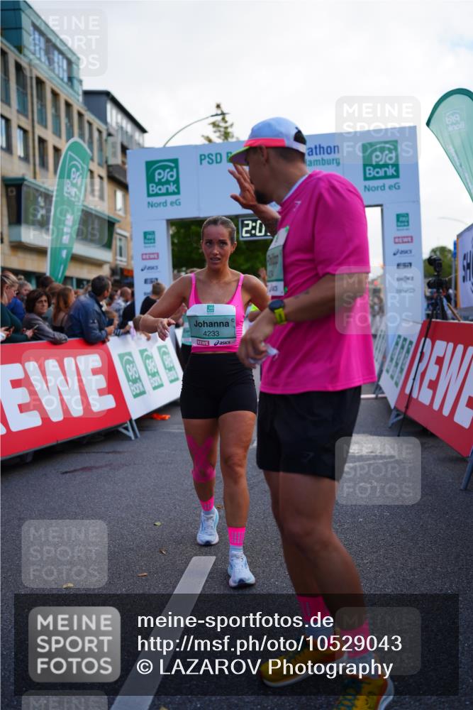 20.09.2026 - PSD Bank Halbmarathon LAZAROV Photography http://msf.ph/oto/10529043 20.09.2026 12:09:36 Ziel 1031, 1167, 1176, 2198, 2526, 3137, 3339, 3658, 3813, 3816, 4030, 4064, 4233, 4234, 4563 meine-sportfotos.de