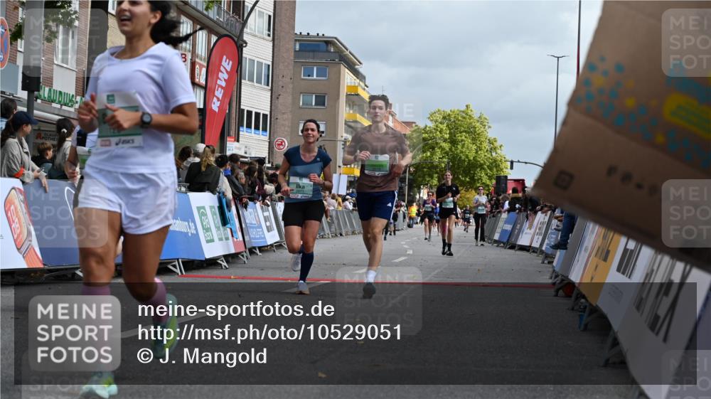 20.09.2026 - PSD Bank Halbmarathon J. Mangold http://msf.ph/oto/10529051 20.09.2026 12:12:59 Ziel 1030, 1125, 1322, 1341, 2521, 3970, 3971, 4466, 4668 meine-sportfotos.de