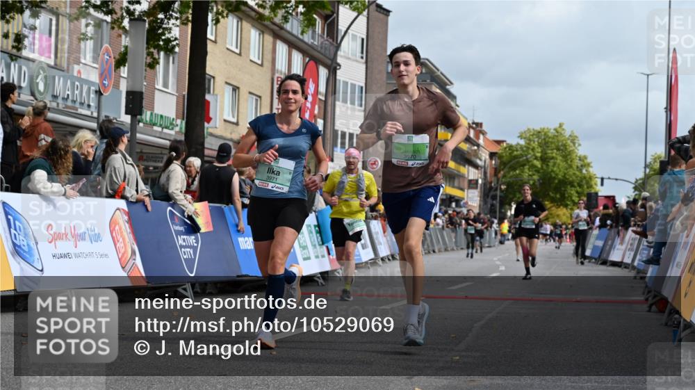 20.09.2026 - PSD Bank Halbmarathon J. Mangold http://msf.ph/oto/10529069 20.09.2026 12:13:01 Ziel 1125, 1322, 1341, 2521, 3970, 3971, 4466, 4668 meine-sportfotos.de