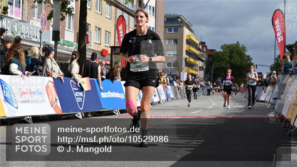 20.09.2026 - PSD Bank Halbmarathon J. Mangold http://msf.ph/oto/10529086 20.09.2026 12:13:06 Ziel 1190, 1213, 1322, 2521, 3503, 3970, 3971, 4668 meine-sportfotos.de