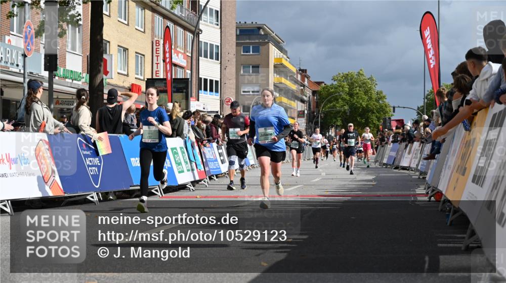 20.09.2026 - PSD Bank Halbmarathon J. Mangold http://msf.ph/oto/10529123 20.09.2026 12:13:17 Ziel 1077, 1190, 1213, 1722, 3398, 3503, 4590, 4797 meine-sportfotos.de
