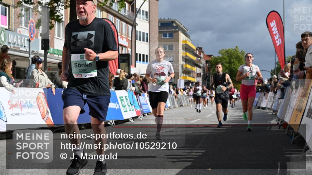 20.09.2026 - PSD Bank Halbmarathon J. Mangold http://msf.ph/oto/10529210 20.09.2026 12:13:26 Ziel 1038, 1077, 1226, 1964, 3398, 3739, 4590 meine-sportfotos.de