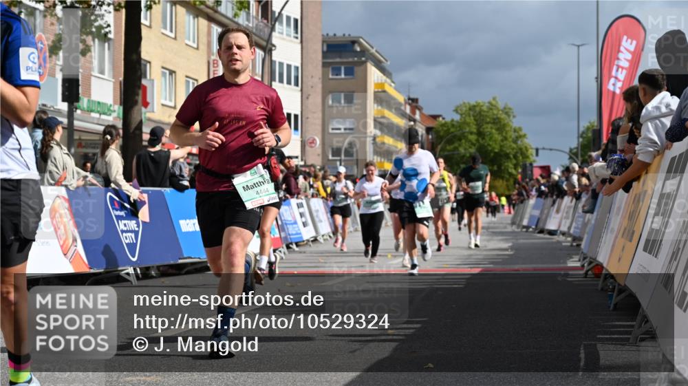 20.09.2026 - PSD Bank Halbmarathon J. Mangold http://msf.ph/oto/10529324 20.09.2026 12:13:38 Ziel 1038, 1049, 1339, 1380, 1387, 1463, 1490, 1524, 2091, 2162, 2604, 2856, 3030, 3792, 4283, 4444 meine-sportfotos.de
