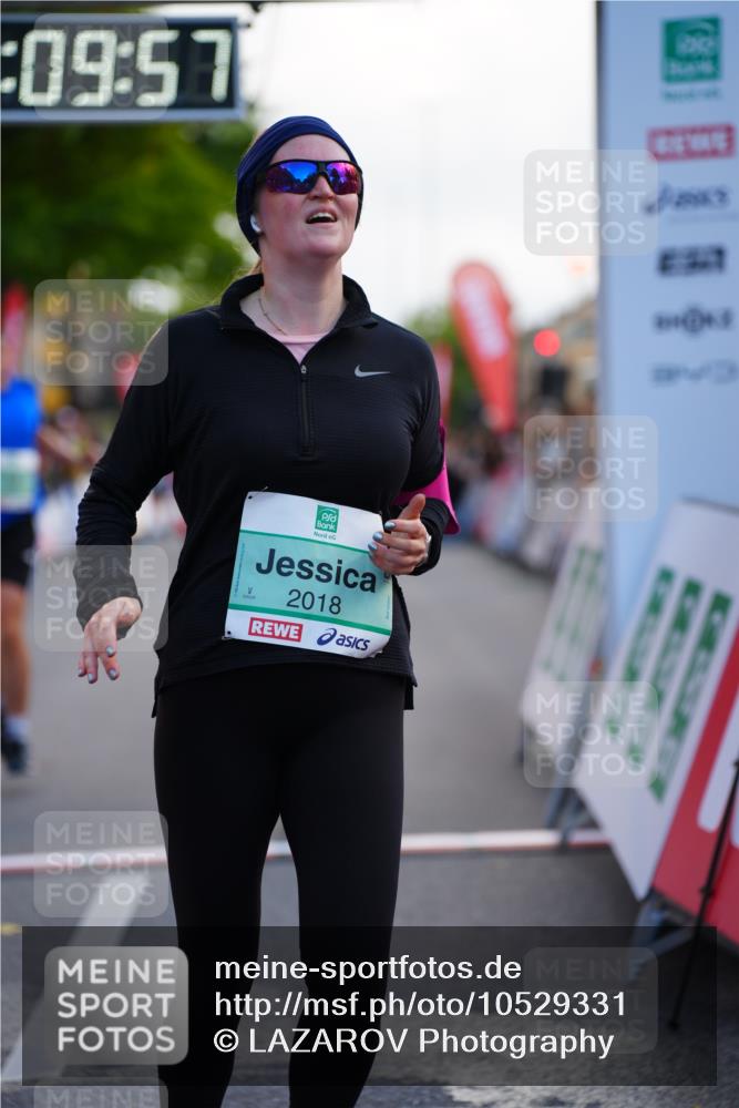 20.09.2026 - PSD Bank Halbmarathon LAZAROV Photography http://msf.ph/oto/10529331 20.09.2026 12:09:57 Ziel 1772, 2018, 2434, 2599, 4185, 4196, 4703, 4715 meine-sportfotos.de