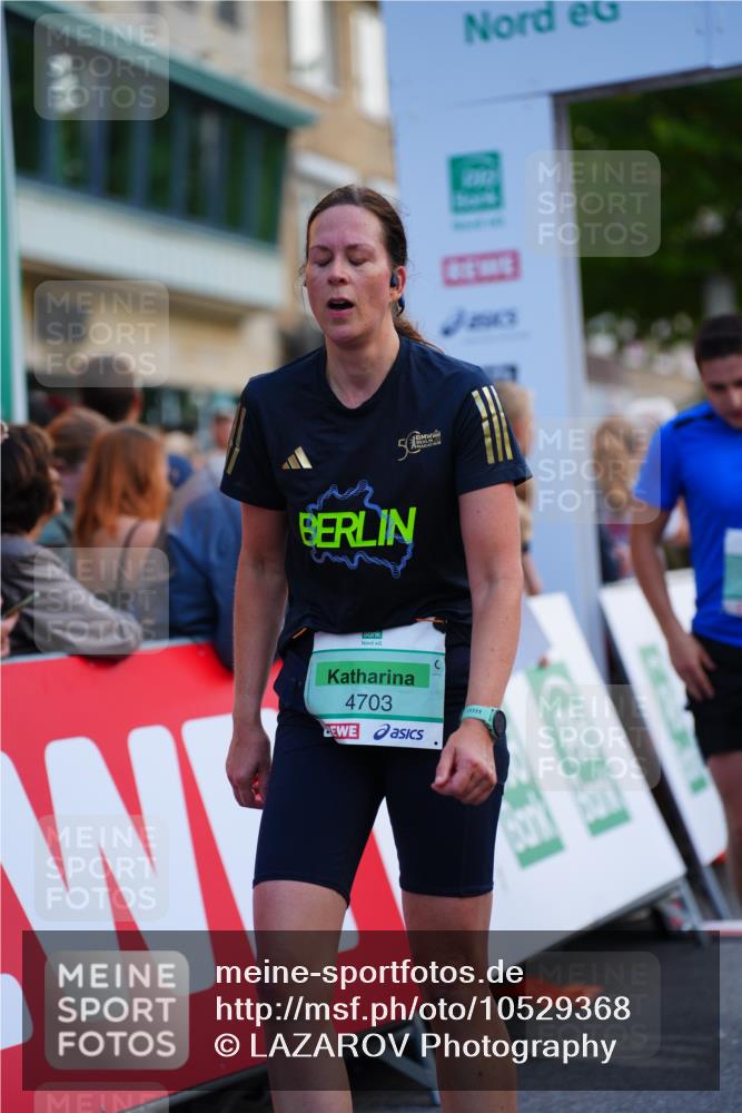 20.09.2026 - PSD Bank Halbmarathon LAZAROV Photography http://msf.ph/oto/10529368 20.09.2026 12:09:58 Ziel 1772, 2018, 2434, 2599, 4196, 4703, 4715 meine-sportfotos.de