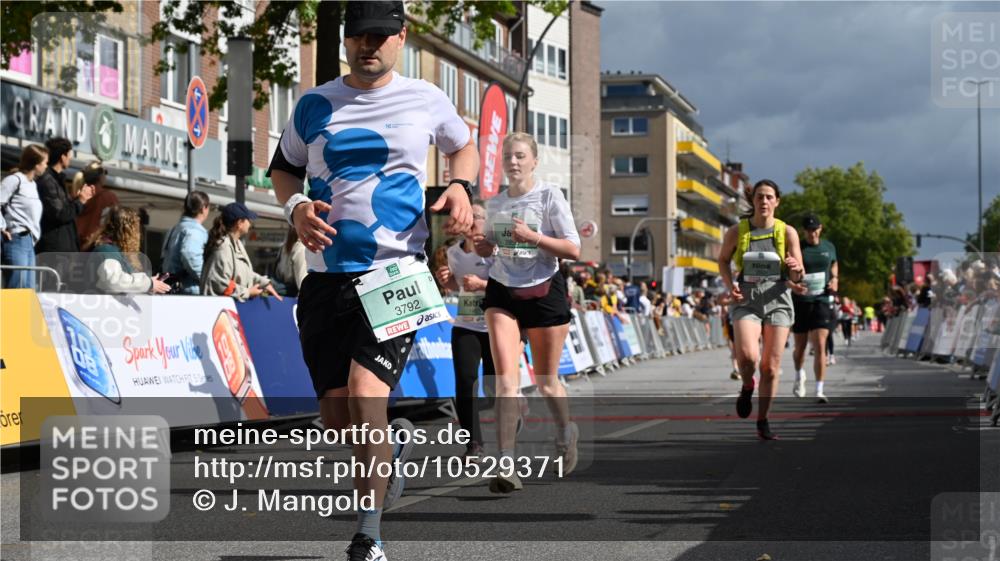 20.09.2026 - PSD Bank Halbmarathon J. Mangold http://msf.ph/oto/10529371 20.09.2026 12:13:41 Ziel 1049, 1109, 1339, 1380, 1387, 1397, 1463, 1490, 1524, 2091, 2162, 2604, 2856, 3030, 3792, 4283, 4444 meine-sportfotos.de