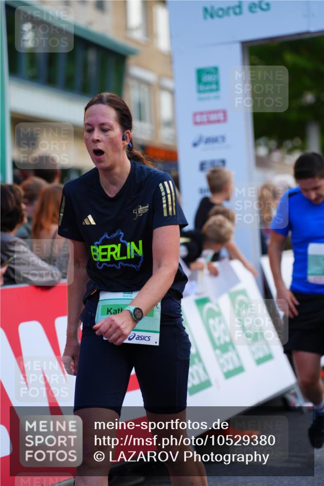 20.09.2026 - PSD Bank Halbmarathon LAZAROV Photography http://msf.ph/oto/10529380 20.09.2026 12:09:58 Ziel 1772, 2018, 2434, 2599, 4196, 4703, 4715 meine-sportfotos.de