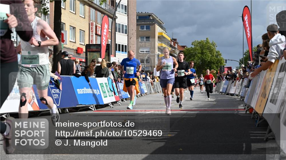 20.09.2026 - PSD Bank Halbmarathon J. Mangold http://msf.ph/oto/10529469 20.09.2026 12:13:50 Ziel 1049, 1109, 1339, 1373, 1397, 1524, 1935, 2341, 3509, 3572, 4207 meine-sportfotos.de