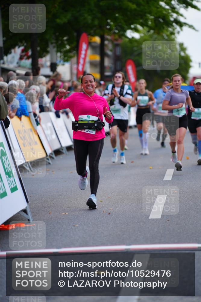 20.09.2026 - PSD Bank Halbmarathon LAZAROV Photography http://msf.ph/oto/10529476 20.09.2026 12:10:03 Ziel 1180, 2018, 2434, 2497, 2599, 2667, 4397, 4703 meine-sportfotos.de