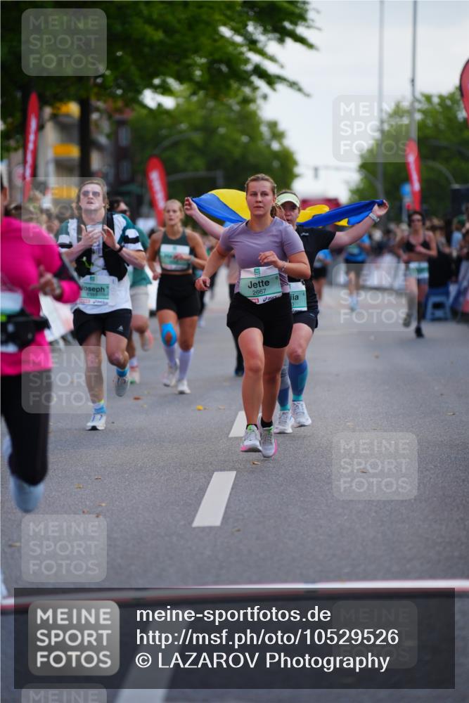 20.09.2026 - PSD Bank Halbmarathon LAZAROV Photography http://msf.ph/oto/10529526 20.09.2026 12:10:04 Ziel 1180, 1942, 2278, 2434, 2497, 2599, 2667, 4397, 4703 meine-sportfotos.de