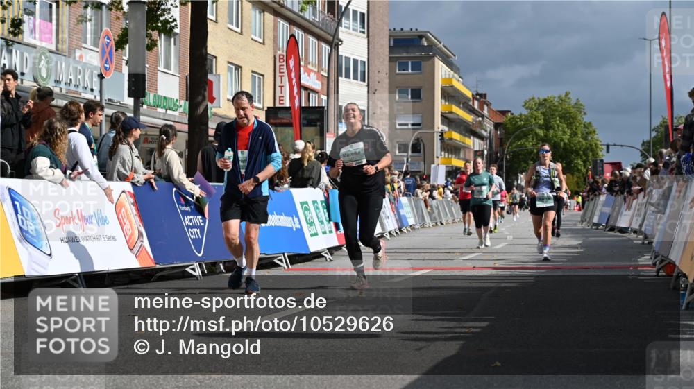 20.09.2026 - PSD Bank Halbmarathon J. Mangold http://msf.ph/oto/10529626 20.09.2026 12:13:59 Ziel 1373, 1588, 1848, 1935, 2341, 2609, 3471, 3572, 4207, 4438 meine-sportfotos.de
