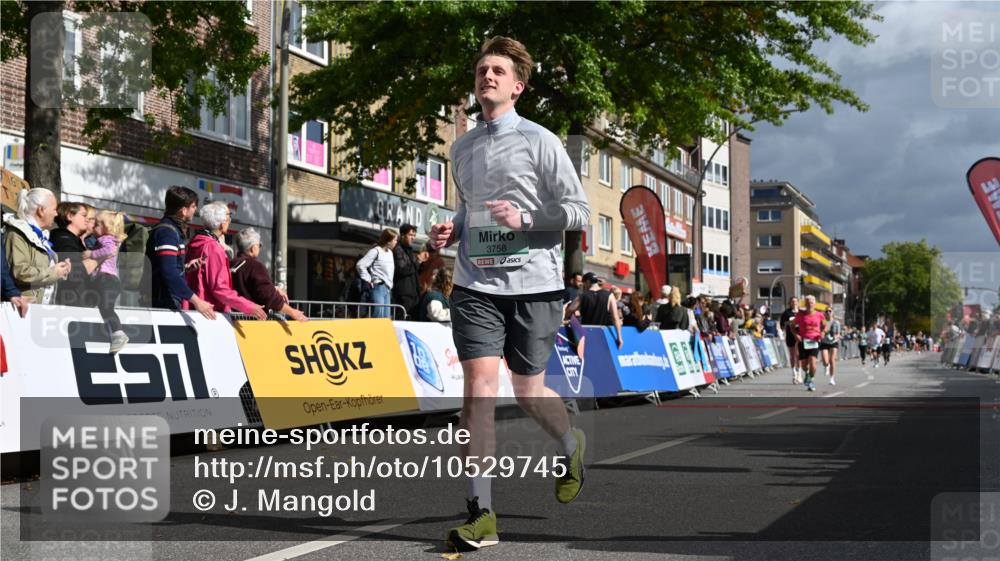 20.09.2026 - PSD Bank Halbmarathon J. Mangold http://msf.ph/oto/10529745 20.09.2026 12:14:12 Ziel 1848, 2721, 2834, 3055, 3416, 3758 meine-sportfotos.de