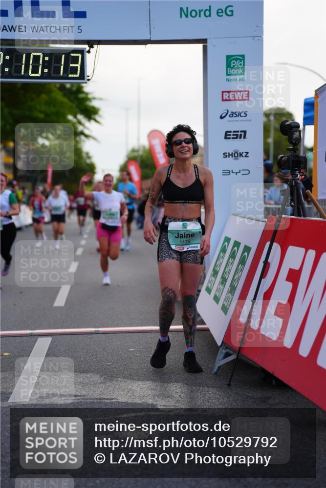 20.09.2026 - PSD Bank Halbmarathon LAZAROV Photography http://msf.ph/oto/10529792 20.09.2026 12:10:13 Ziel 1075, 1076, 1179, 1180, 1942, 2278, 2667, 2963, 3338, 4301, 4397, 4490 meine-sportfotos.de