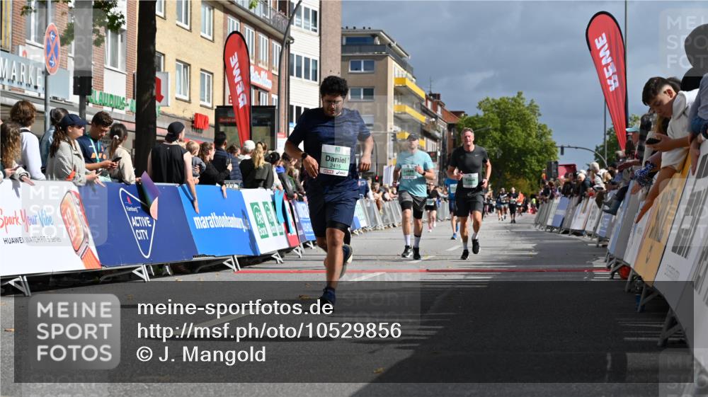 20.09.2026 - PSD Bank Halbmarathon J. Mangold http://msf.ph/oto/10529856 20.09.2026 12:14:26 Ziel 1501, 1646, 1703, 2415, 3126, 3498, 3946 meine-sportfotos.de