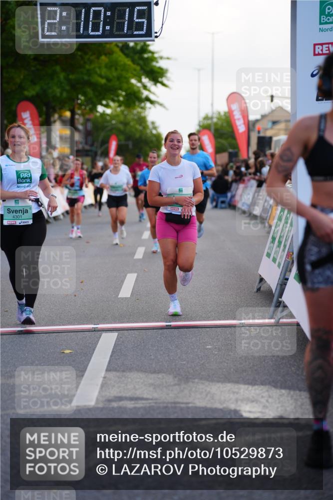 20.09.2026 - PSD Bank Halbmarathon LAZAROV Photography http://msf.ph/oto/10529873 20.09.2026 12:10:14 Ziel 1075, 1076, 1179, 1180, 1942, 2278, 2667, 2826, 2963, 3338, 4301, 4397, 4490 meine-sportfotos.de