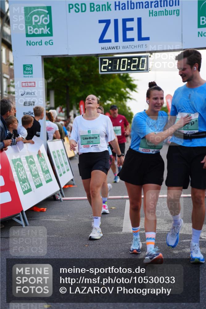 20.09.2026 - PSD Bank Halbmarathon LAZAROV Photography http://msf.ph/oto/10530033 20.09.2026 12:10:20 Ziel 1075, 1076, 1878, 2163, 2826, 3391, 3742, 3897, 4301, 4490 meine-sportfotos.de