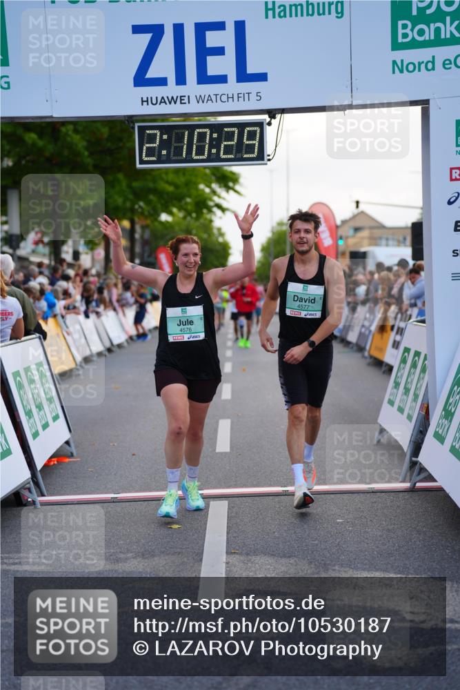 20.09.2026 - PSD Bank Halbmarathon LAZAROV Photography http://msf.ph/oto/10530187 20.09.2026 12:10:28 Ziel 1878, 2163, 3391, 3742, 4576, 4577 meine-sportfotos.de