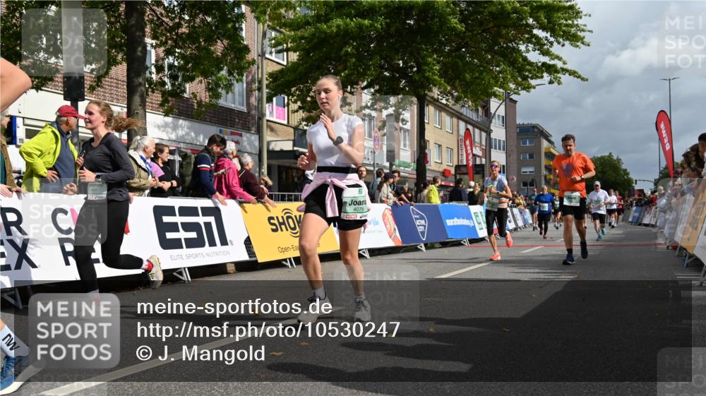 20.09.2026 - PSD Bank Halbmarathon J. Mangold http://msf.ph/oto/10530247 20.09.2026 12:14:58 Ziel 1379, 2116, 2348, 2523, 2634, 2655, 2861, 3056, 3118, 3282, 3403, 3723, 3815, 4079, 4473, 4474, 4475 meine-sportfotos.de