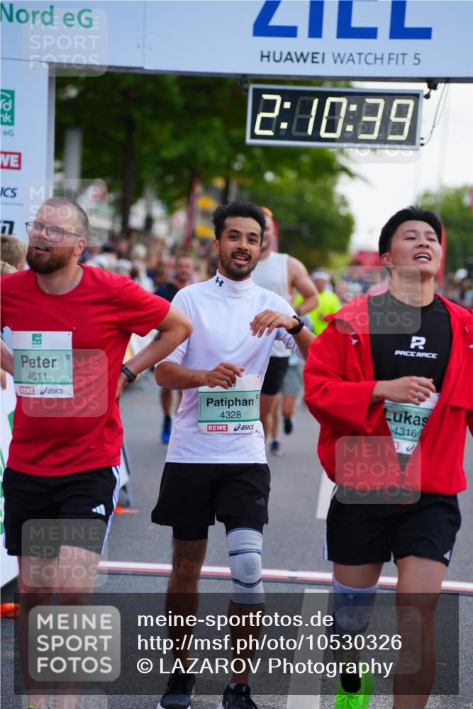 20.09.2026 - PSD Bank Halbmarathon LAZAROV Photography http://msf.ph/oto/10530326 20.09.2026 12:10:38 Ziel 1984, 2767, 2768, 3410, 4316, 4328, 4611 meine-sportfotos.de