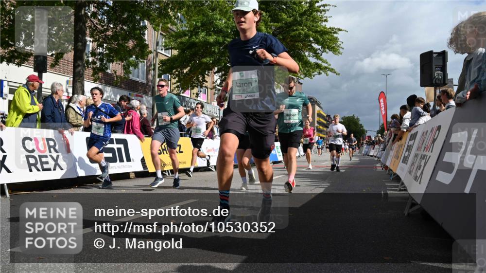 20.09.2026 - PSD Bank Halbmarathon J. Mangold http://msf.ph/oto/10530352 20.09.2026 12:15:06 Ziel 2288, 2303, 2348, 2761, 2831, 2861, 3031, 3056, 3118, 3815, 4473, 4474, 4475 meine-sportfotos.de