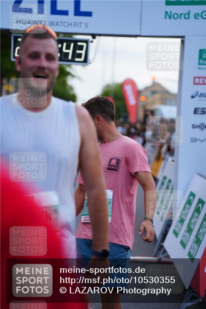 20.09.2026 - PSD Bank Halbmarathon LAZAROV Photography http://msf.ph/oto/10530355 20.09.2026 12:10:42 Ziel 1037, 1303, 1984, 2767, 2768, 3410, 3472, 4316, 4328, 4611 meine-sportfotos.de