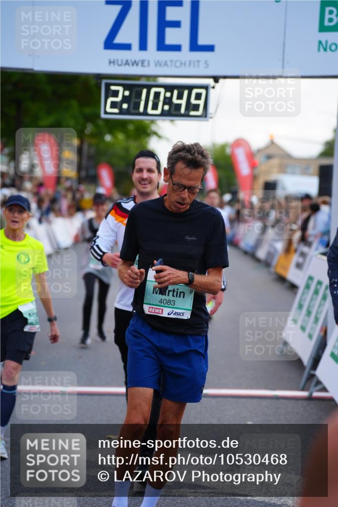 20.09.2026 - PSD Bank Halbmarathon LAZAROV Photography http://msf.ph/oto/10530468 20.09.2026 12:10:48 Ziel 1037, 1303, 1984, 2072, 2767, 2768, 3122, 3472, 3829, 4024, 4083, 4701 meine-sportfotos.de