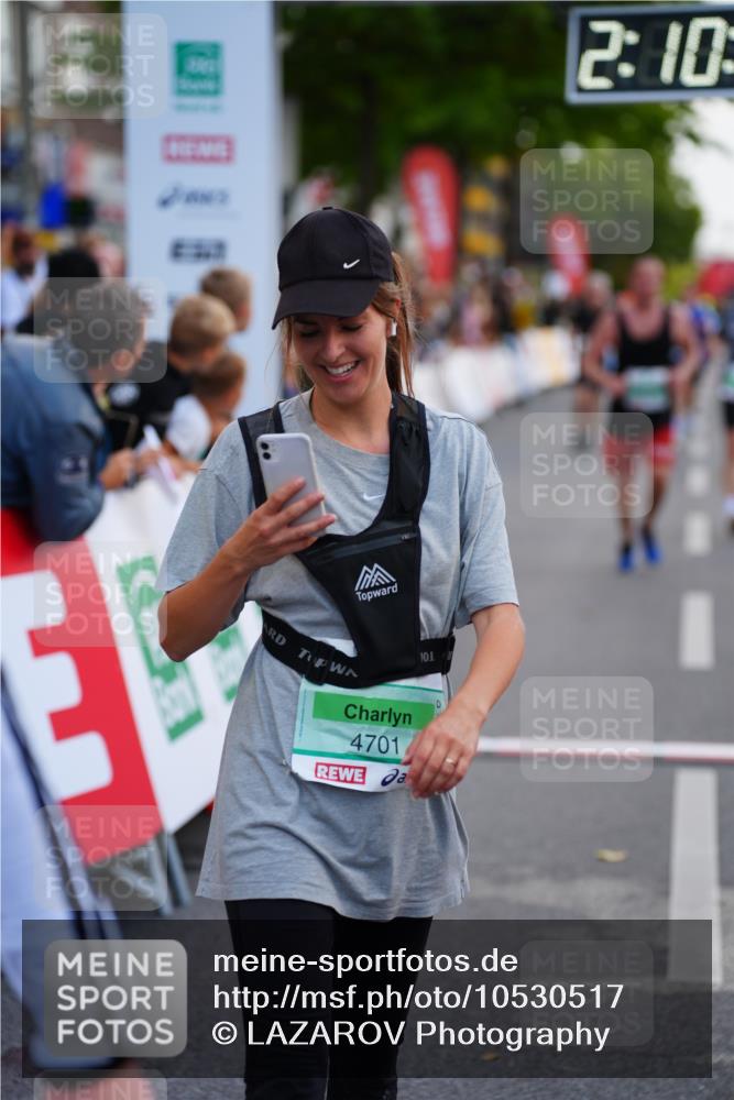 20.09.2026 - PSD Bank Halbmarathon LAZAROV Photography http://msf.ph/oto/10530517 20.09.2026 12:10:51 Ziel 1037, 1303, 2072, 3122, 3472, 3829, 4024, 4083, 4186, 4530, 4701 meine-sportfotos.de
