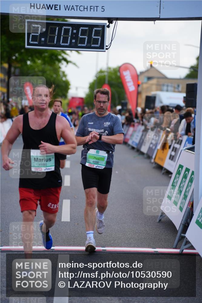 20.09.2026 - PSD Bank Halbmarathon LAZAROV Photography http://msf.ph/oto/10530590 20.09.2026 12:10:54 Ziel 1569, 2072, 3122, 3475, 3829, 4024, 4083, 4186, 4530, 4701 meine-sportfotos.de