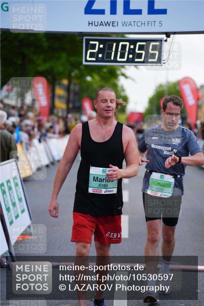 20.09.2026 - PSD Bank Halbmarathon LAZAROV Photography http://msf.ph/oto/10530597 20.09.2026 12:10:55 Ziel 1569, 2072, 3122, 3344, 3475, 3829, 3877, 4024, 4083, 4186, 4530, 4701 meine-sportfotos.de