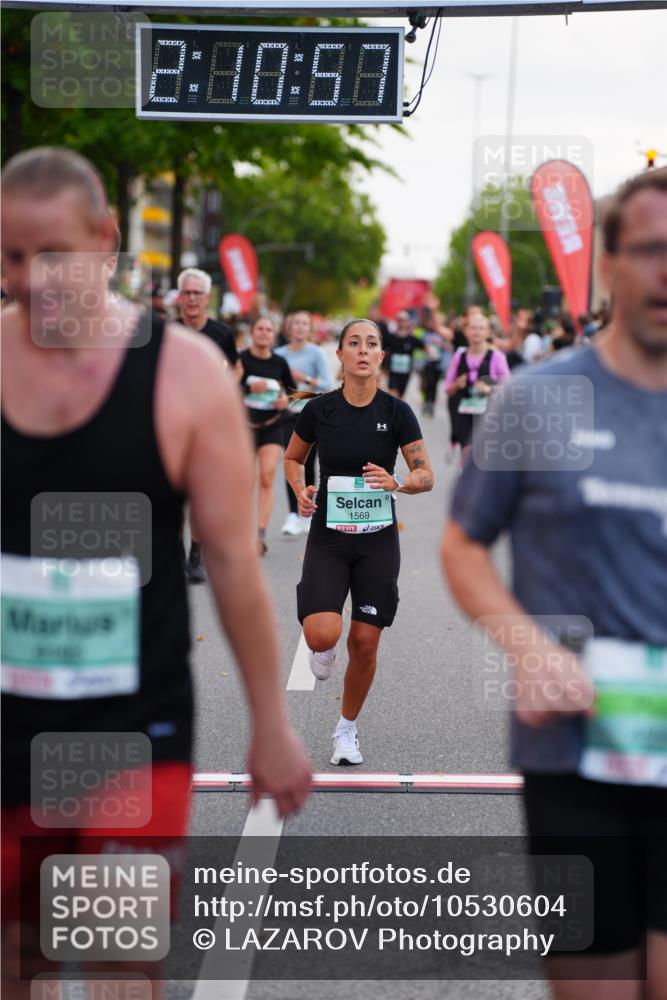 20.09.2026 - PSD Bank Halbmarathon LAZAROV Photography http://msf.ph/oto/10530604 20.09.2026 12:10:56 Ziel 1569, 2072, 3122, 3344, 3475, 3680, 3877, 4186, 4530, 4701 meine-sportfotos.de