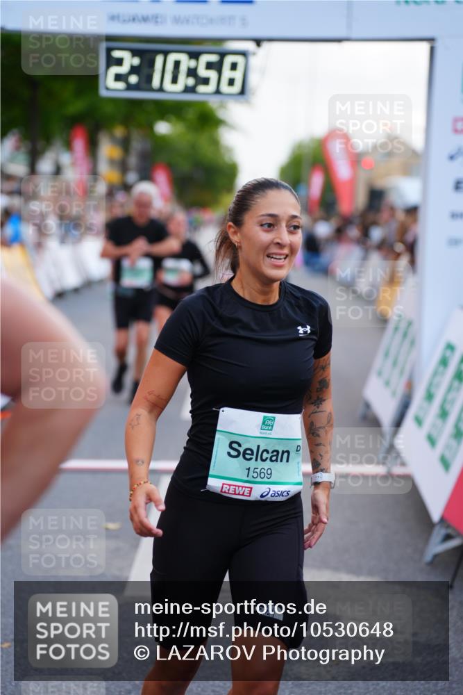 20.09.2026 - PSD Bank Halbmarathon LAZAROV Photography http://msf.ph/oto/10530648 20.09.2026 12:10:58 Ziel 1569, 3122, 3344, 3396, 3475, 3680, 3877, 4186, 4530 meine-sportfotos.de