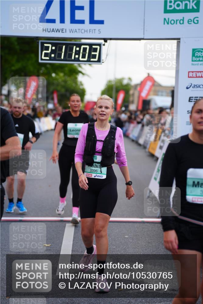 20.09.2026 - PSD Bank Halbmarathon LAZAROV Photography http://msf.ph/oto/10530765 20.09.2026 12:11:03 Ziel 1569, 1756, 2335, 2359, 2610, 3344, 3396, 3405, 3475, 3680, 3752, 3877, 4401, 4402 meine-sportfotos.de