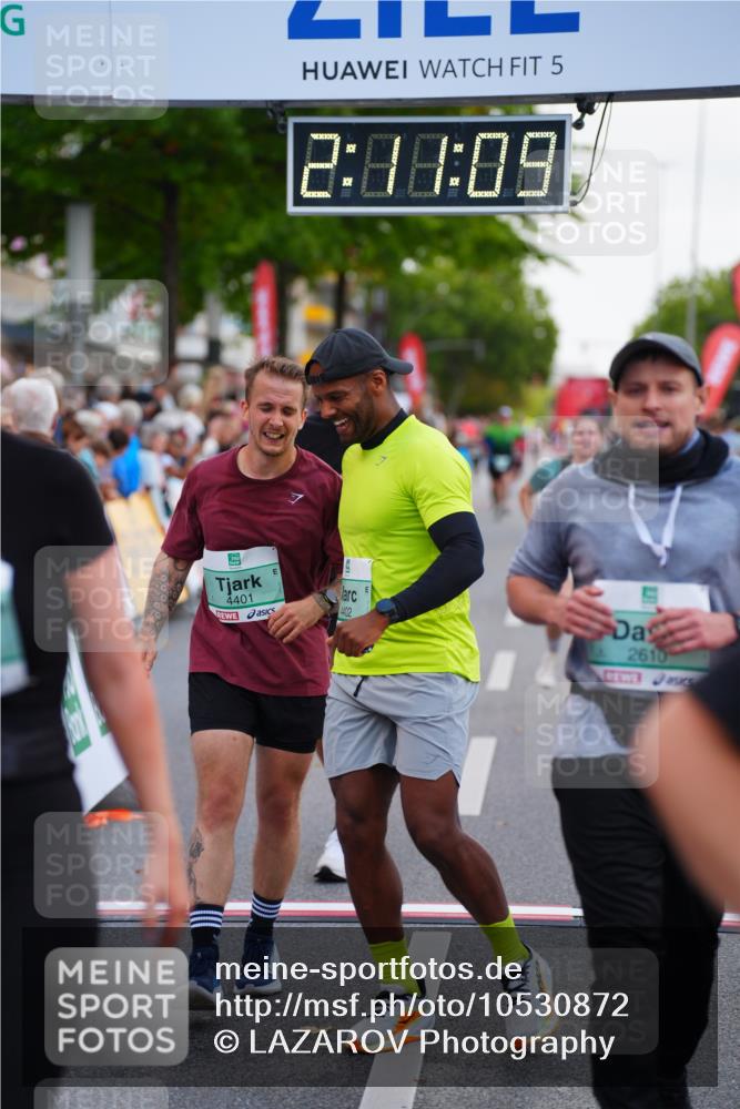 20.09.2026 - PSD Bank Halbmarathon LAZAROV Photography http://msf.ph/oto/10530872 20.09.2026 12:11:08 Ziel 1752, 1756, 2335, 2359, 2602, 2610, 3396, 3405, 3680, 3752, 4401, 4402 meine-sportfotos.de
