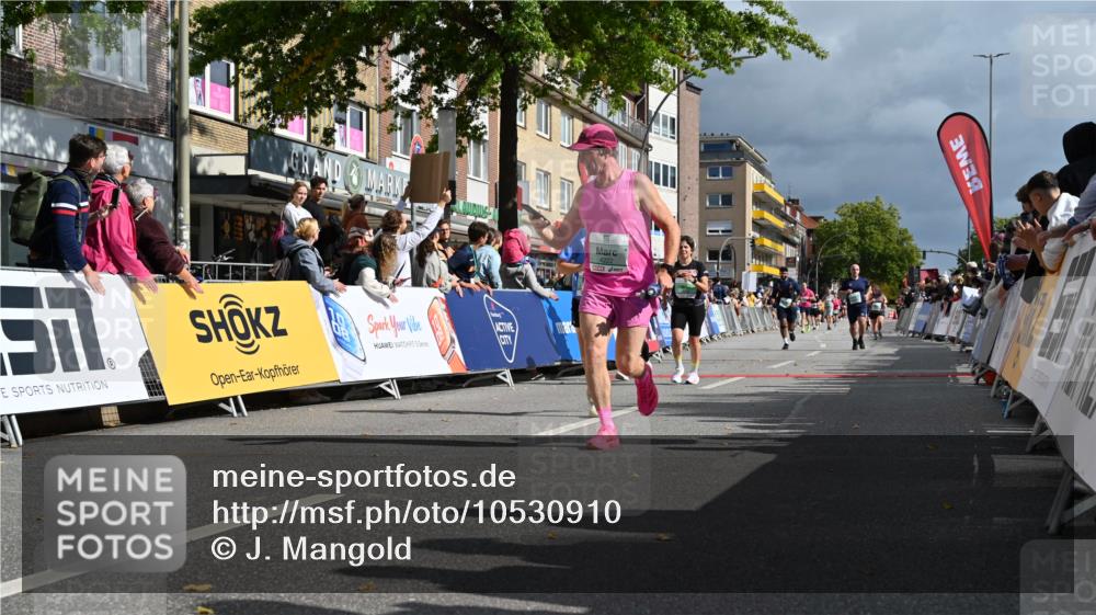 20.09.2026 - PSD Bank Halbmarathon J. Mangold http://msf.ph/oto/10530910 20.09.2026 12:16:11 Ziel 1817, 1971, 3248, 4090, 4221, 4222, 4592, 4619 meine-sportfotos.de
