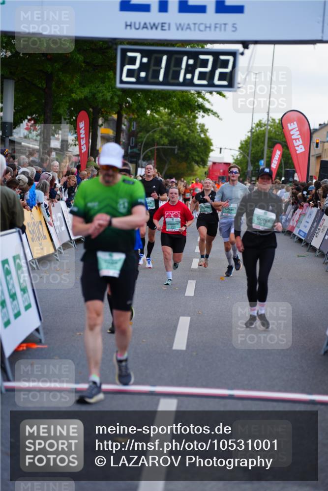 20.09.2026 - PSD Bank Halbmarathon LAZAROV Photography http://msf.ph/oto/10531001 20.09.2026 12:11:22 Ziel 1478, 2719, 2739, 2893, 3145, 3814 meine-sportfotos.de