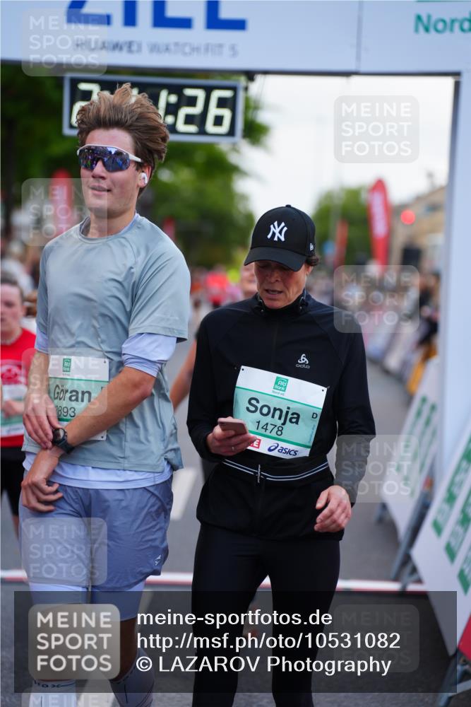 20.09.2026 - PSD Bank Halbmarathon LAZAROV Photography http://msf.ph/oto/10531082 20.09.2026 12:11:26 Ziel 1267, 1478, 2357, 2368, 2719, 2739, 2893, 3145, 3261, 3814 meine-sportfotos.de