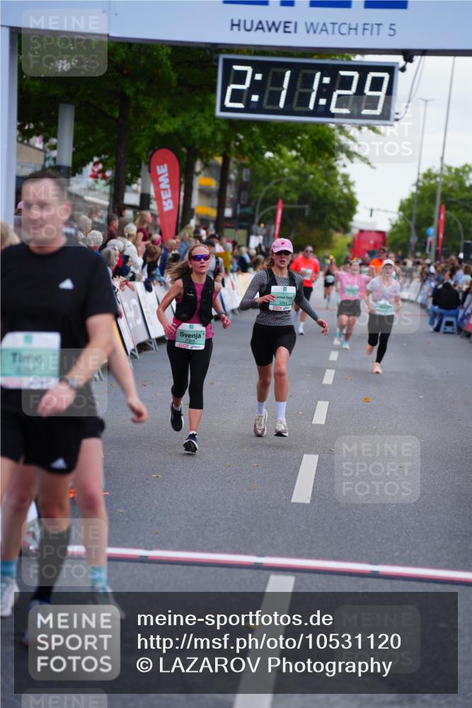 20.09.2026 - PSD Bank Halbmarathon LAZAROV Photography http://msf.ph/oto/10531120 20.09.2026 12:11:29 Ziel 1267, 1478, 2357, 2368, 2719, 2739, 2893, 3145, 3172, 3261, 3814 meine-sportfotos.de