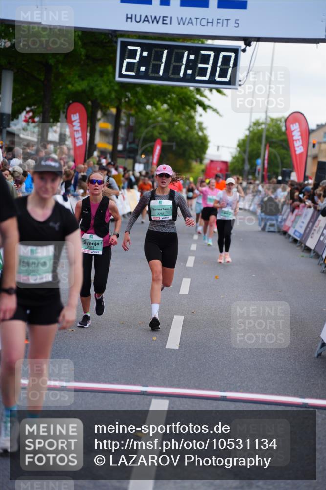20.09.2026 - PSD Bank Halbmarathon LAZAROV Photography http://msf.ph/oto/10531134 20.09.2026 12:11:29 Ziel 1267, 1478, 2357, 2368, 2719, 2739, 2893, 3145, 3172, 3261, 3814 meine-sportfotos.de