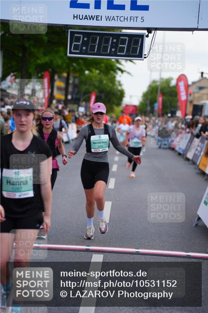20.09.2026 - PSD Bank Halbmarathon LAZAROV Photography http://msf.ph/oto/10531152 20.09.2026 12:11:30 Ziel 1267, 1478, 2357, 2368, 2719, 2739, 2893, 3145, 3172, 3261, 3814, 4452 meine-sportfotos.de