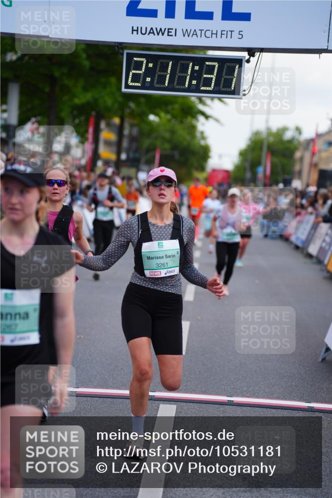 20.09.2026 - PSD Bank Halbmarathon LAZAROV Photography http://msf.ph/oto/10531181 20.09.2026 12:11:31 Ziel 1267, 1478, 2357, 2368, 2739, 2893, 3145, 3172, 3261, 3814, 4452 meine-sportfotos.de