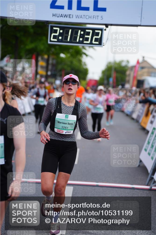 20.09.2026 - PSD Bank Halbmarathon LAZAROV Photography http://msf.ph/oto/10531199 20.09.2026 12:11:31 Ziel 1267, 1478, 2357, 2368, 2739, 2893, 3145, 3172, 3261, 3814, 4452 meine-sportfotos.de